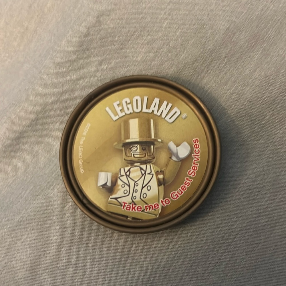Rare Mr. Gold Legoland PopBadge